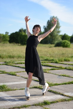 Martyna loves figure skating – either on inline skates in the summer or gliding on ice in winter.