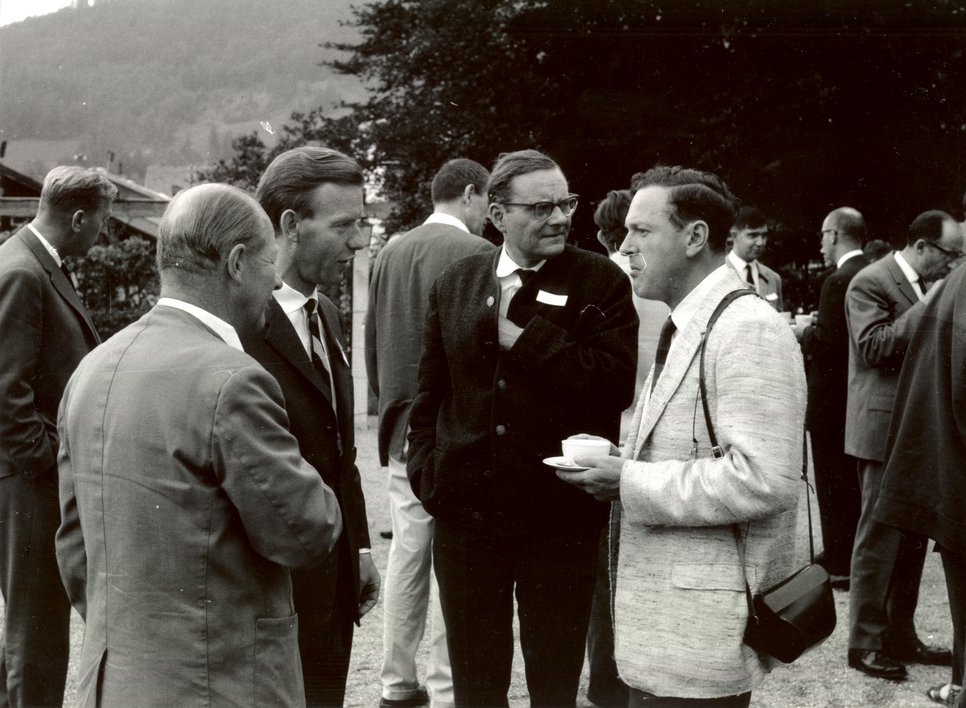 During the International Astronomical Union (IAU) Symposium 1963 at Tegernsee: Reimar Lüst, Ludwig Biermann and the American astrophysicist Thomas Gold (from left).